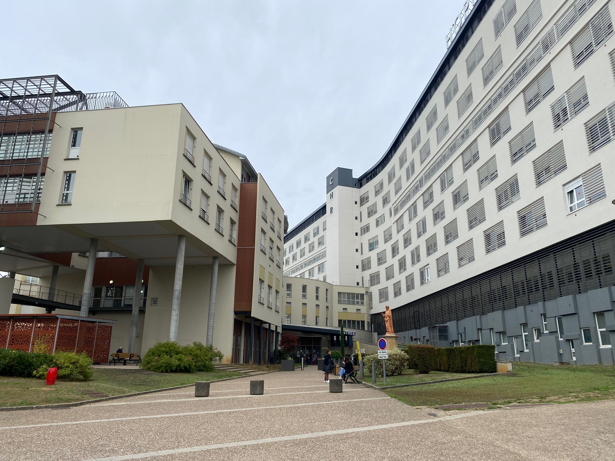 Façade de l'hôpital Bel-air à Thionville